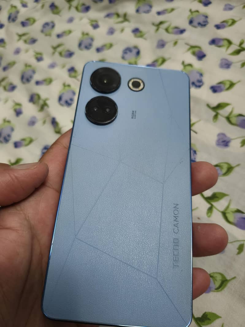 Tecno CAMON 20 1