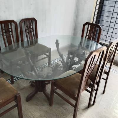 6 chair Dinning table.