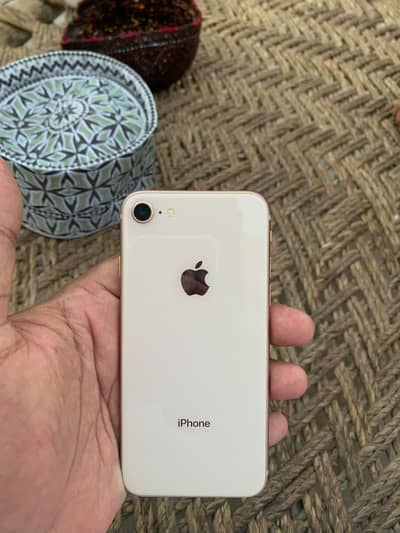 Apple iPhone 8