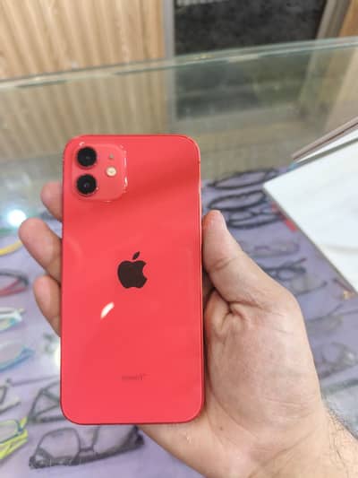 Apple iPhone 12