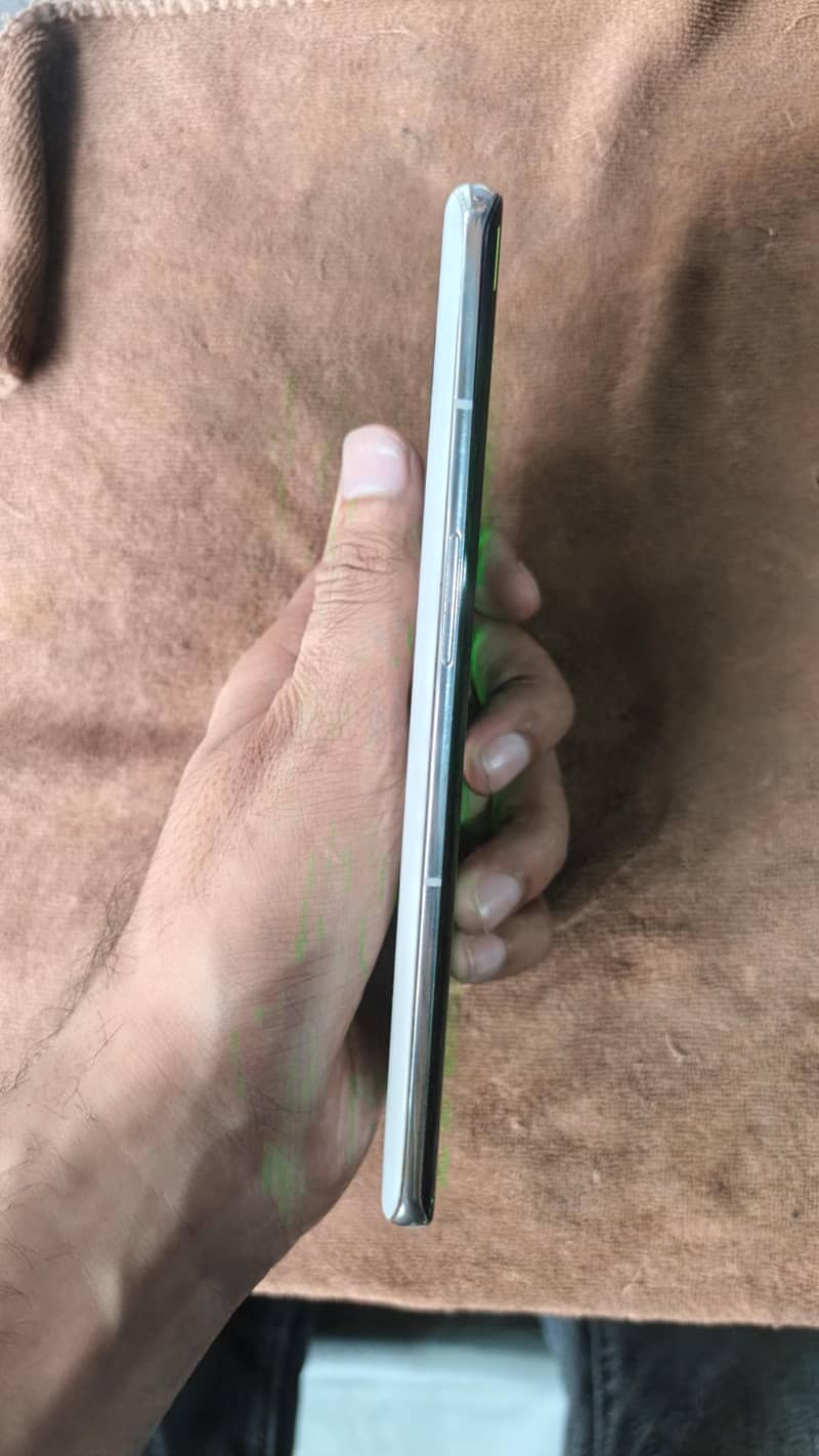 One Plus 10 Pro 3