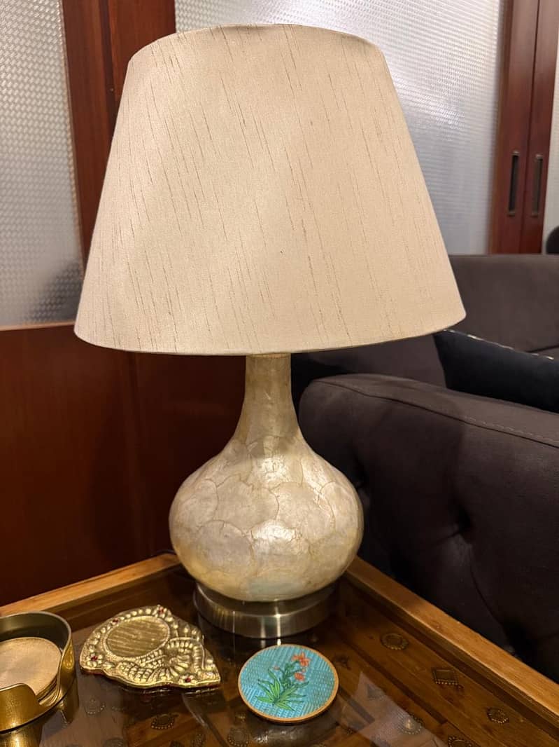 Bedside table lamps 1