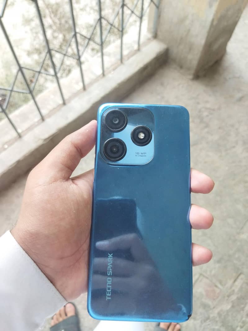 Tecno Spark 10C 0