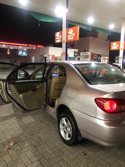 Toyota Corolla GLI 2004