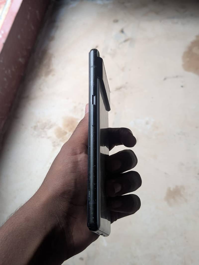 Google Pixel 6 4