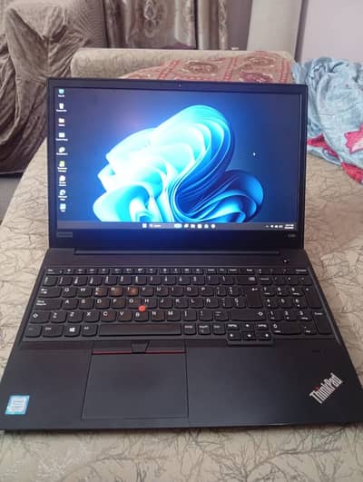core i7 8th gen, 16gb ddr4, 256g nvme, imported Italian Laptop