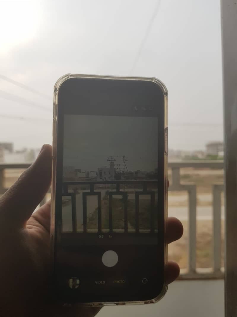 Apple iPhone 11 5