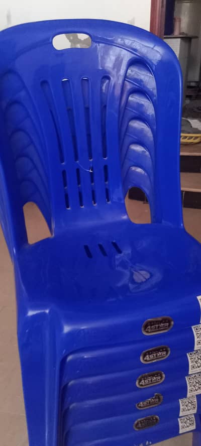 plastic chair for sale