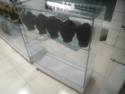 Glass cabinet 3 step