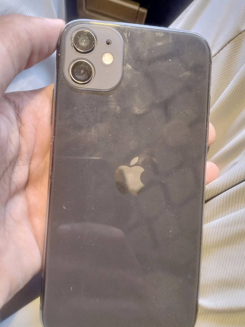 Apple iPhone 11 3