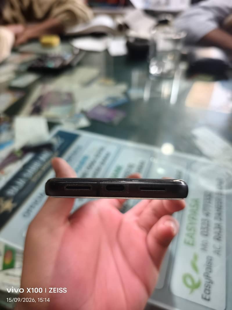 Google Pixel 8a 5