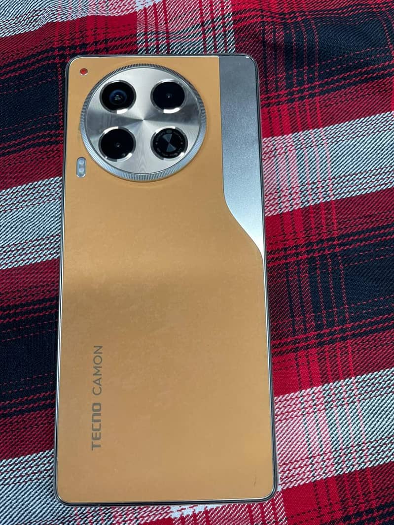 Tecno CAMON 30 Pro 0