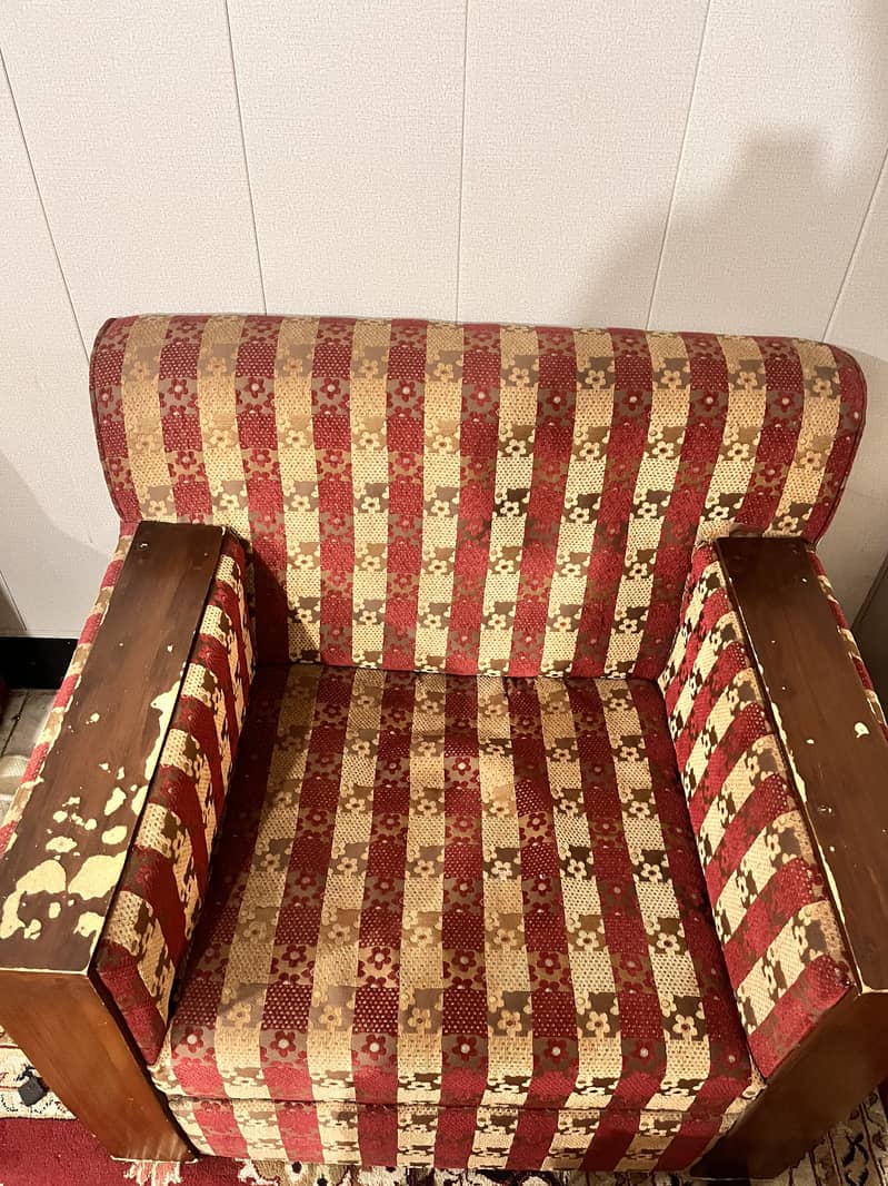 Sofa 4 seater 1