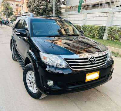 Toyota Fortuner V 2015
