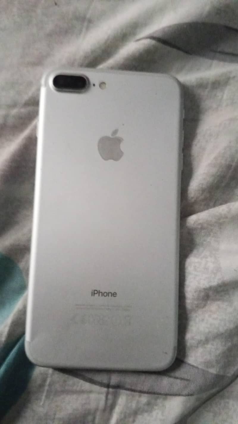 Apple iPhone 7 Plus 0