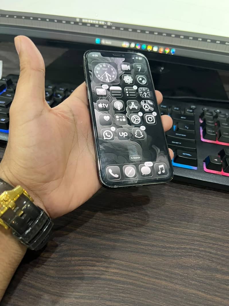 Apple iPhone 12 Pro 1