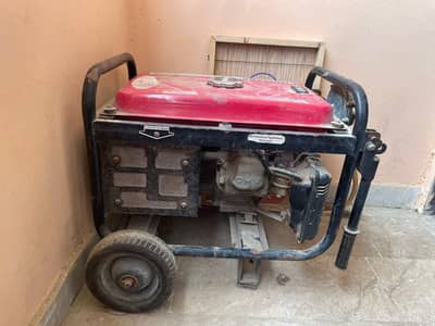 Homage Generator 2.5 Kv ka hai