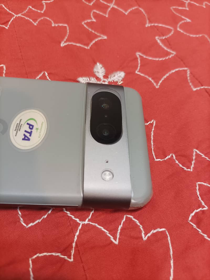 Google Pixel 8 1