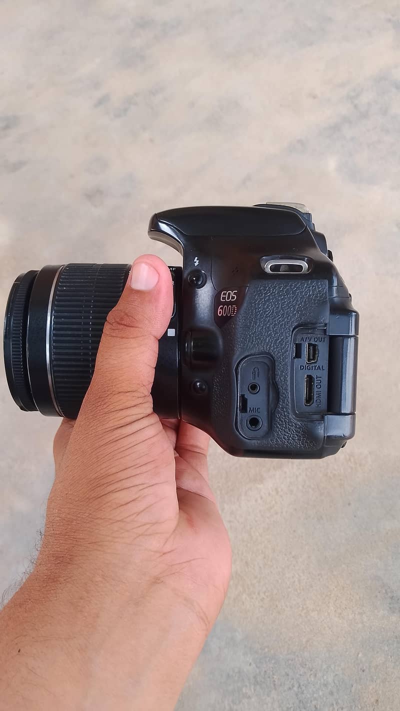 Canon 600D 4