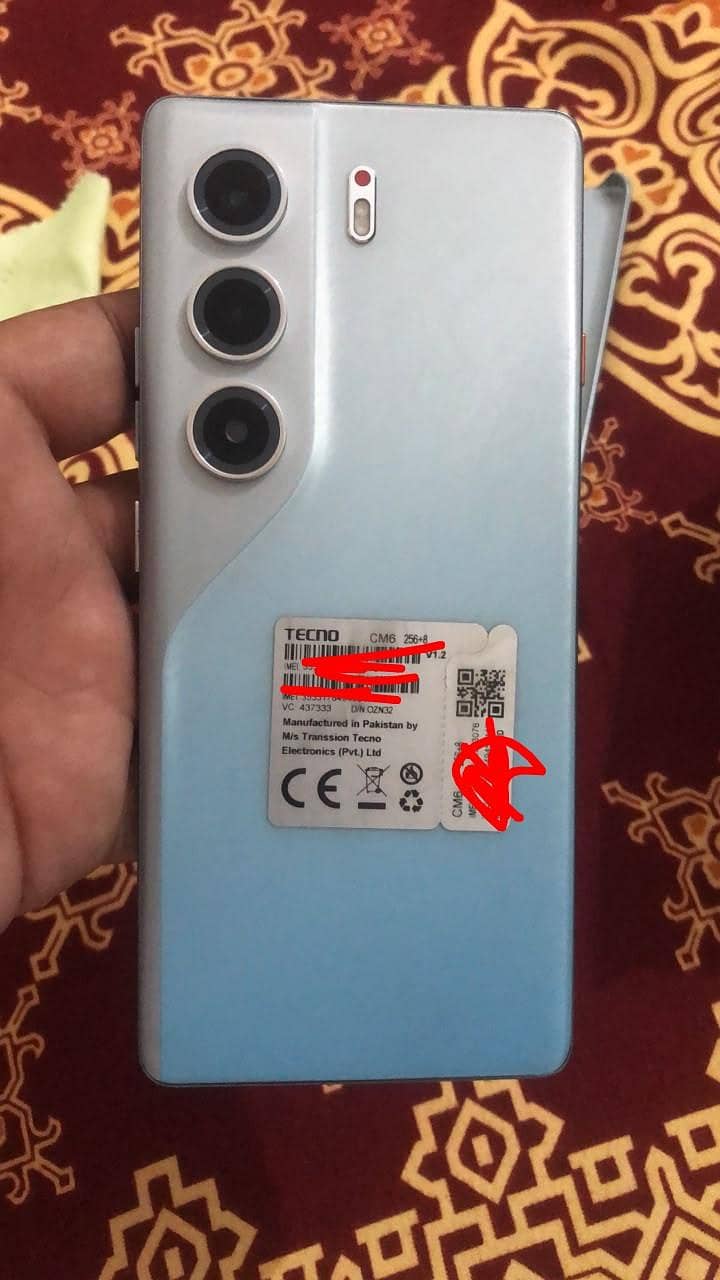 Tecno CAMON 40 Pro 0