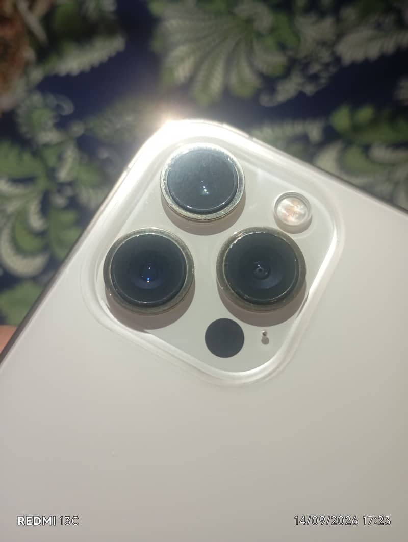Apple iPhone 12 Pro Max 3