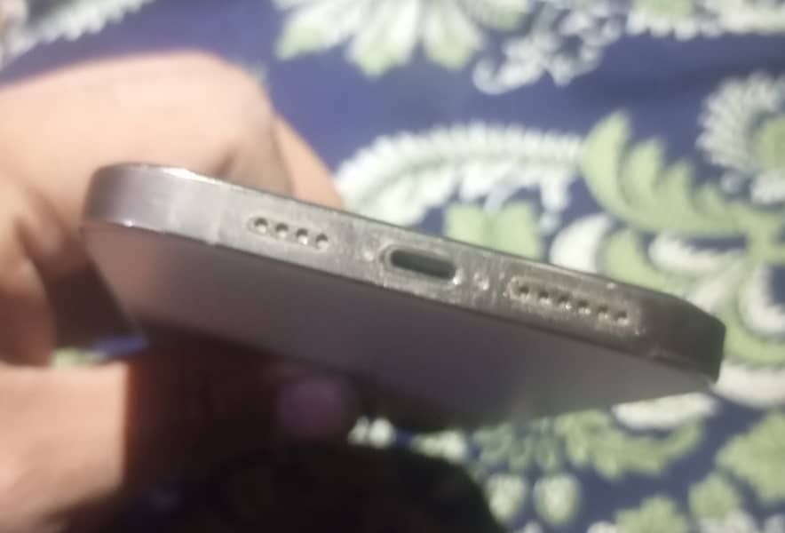 Apple iPhone 12 Pro Max 4