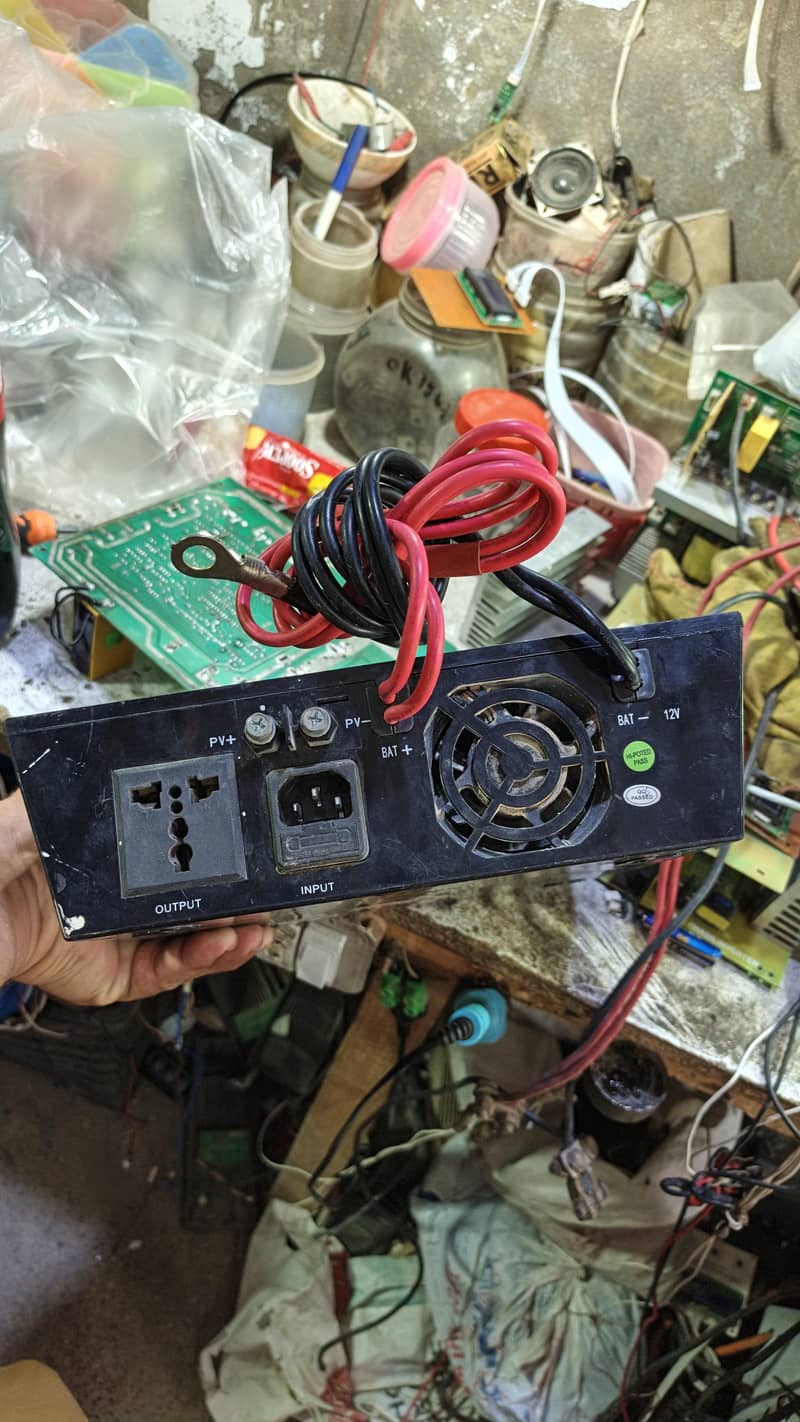 UPS Tron UNO 2
