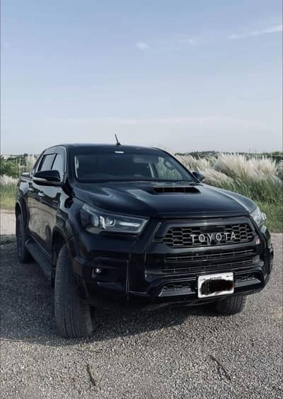 Toyota Revo 2017