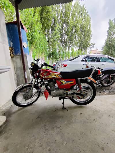 HONDA 125cc. M. 2025