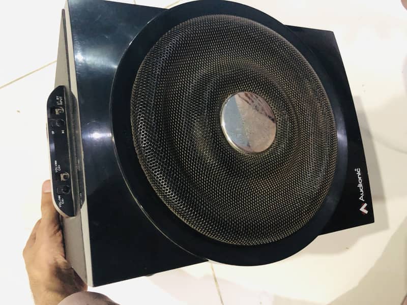 Audionic ad7500 3