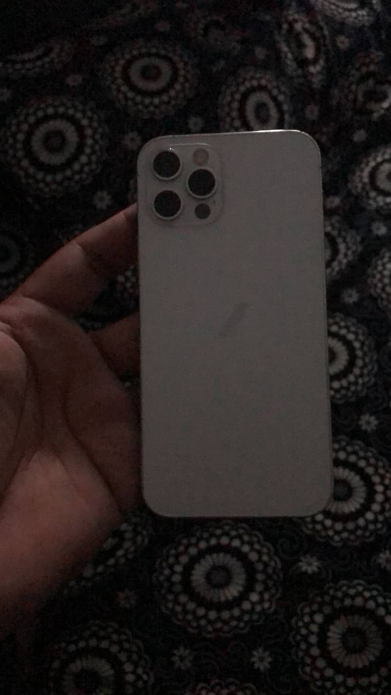Apple iPhone 12 Pro 2