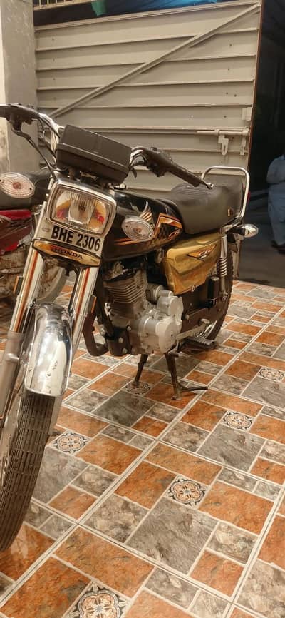 Honda 125 gold edition 23 model 25 ma nikla 26 ma number laga