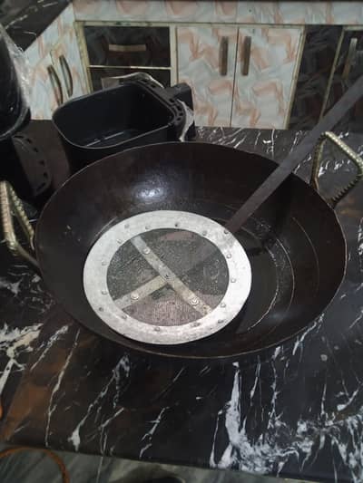 Bari Karahi With Chamcha – Sirf 3 Din Used