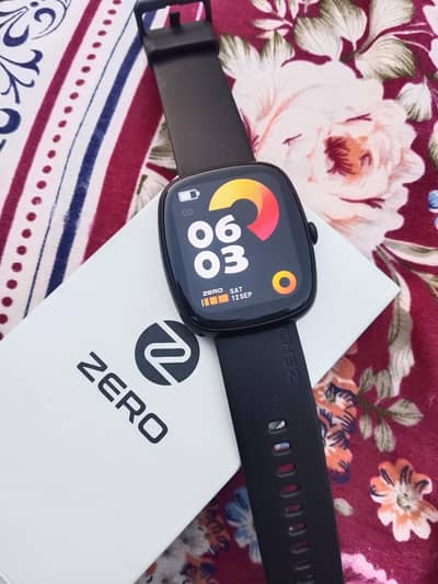 zero lifestyle smartwatch | Qube