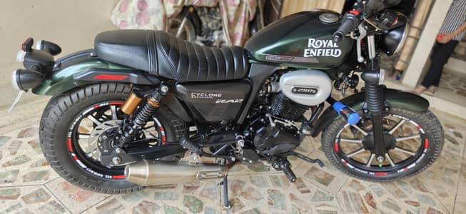 hi speed cyclone 250cc EFI