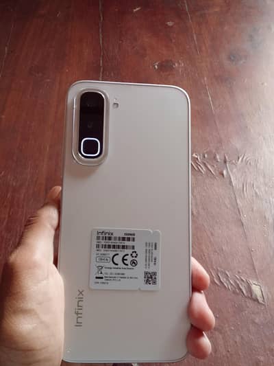 Infinix Hot 70