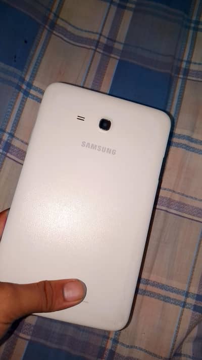 Samsung ka tab for sale ha jis nay lyna ho Rabta kry