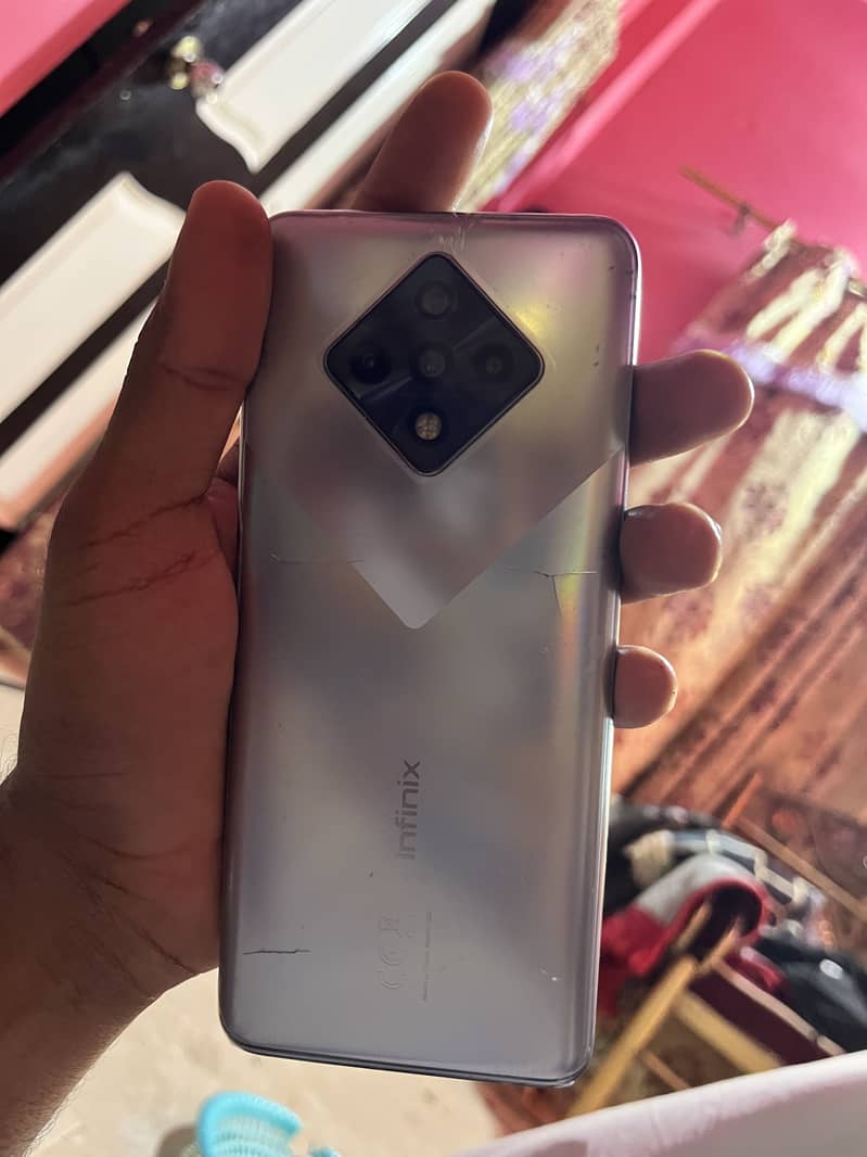 Infinix Zero 8i 3