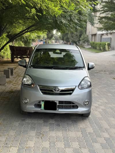 Daihatsu Mira 2012