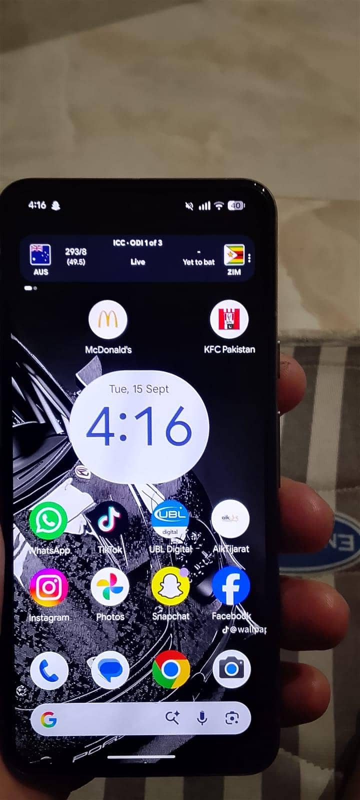 Google Pixel 8 6