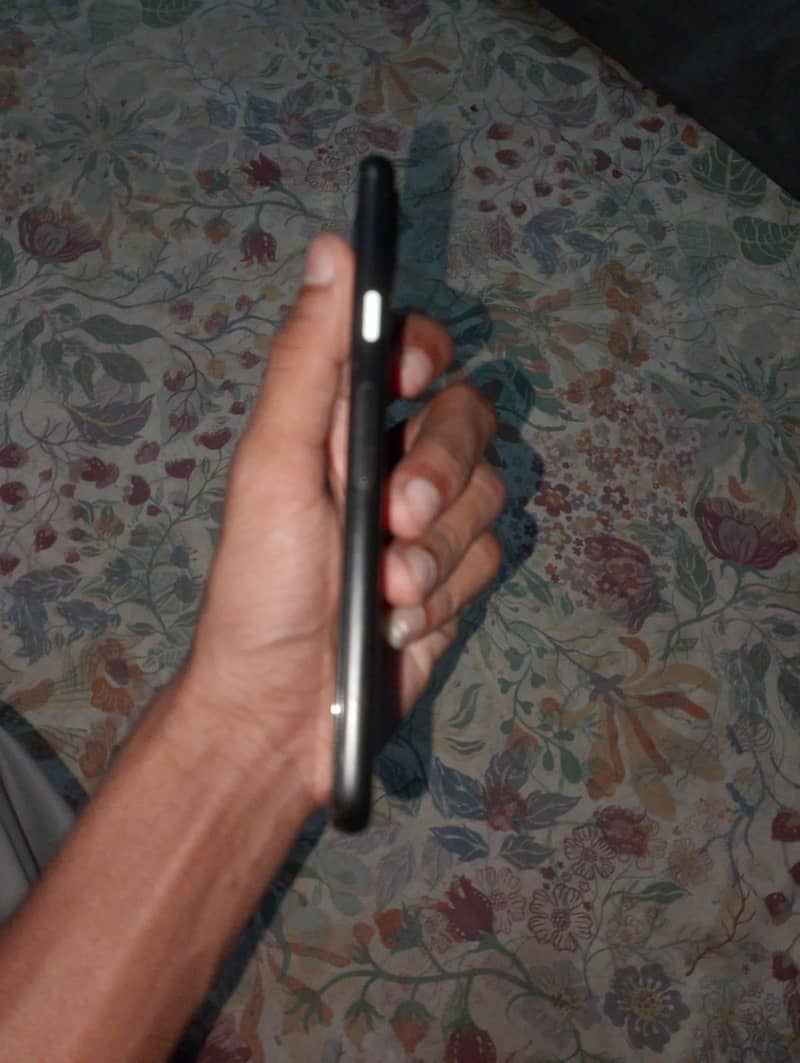 Google Pixel 4a 4