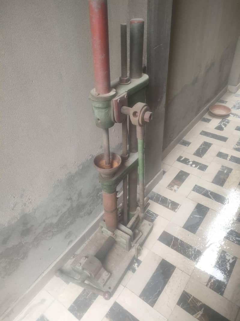 Hand molding machine 0