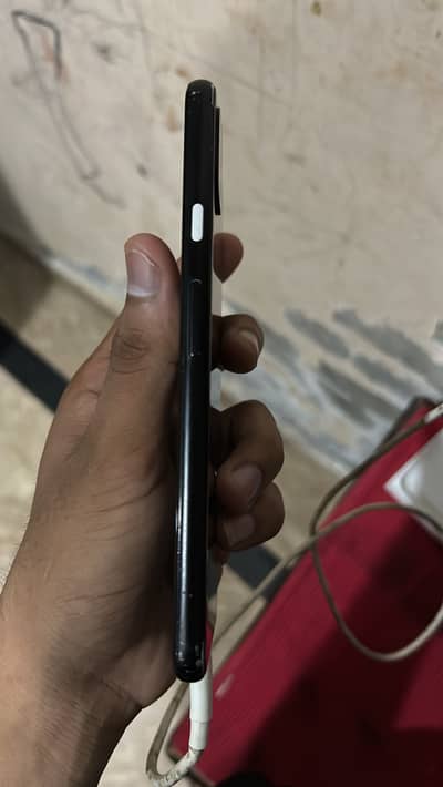 Google Pixel 4 XL pach ho jaya gya 1000 ma