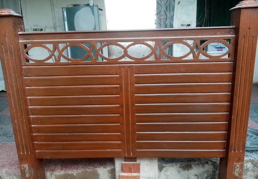sell bed set. 0