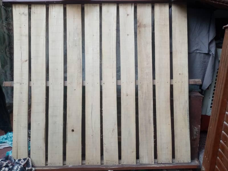 sell bed set. 2