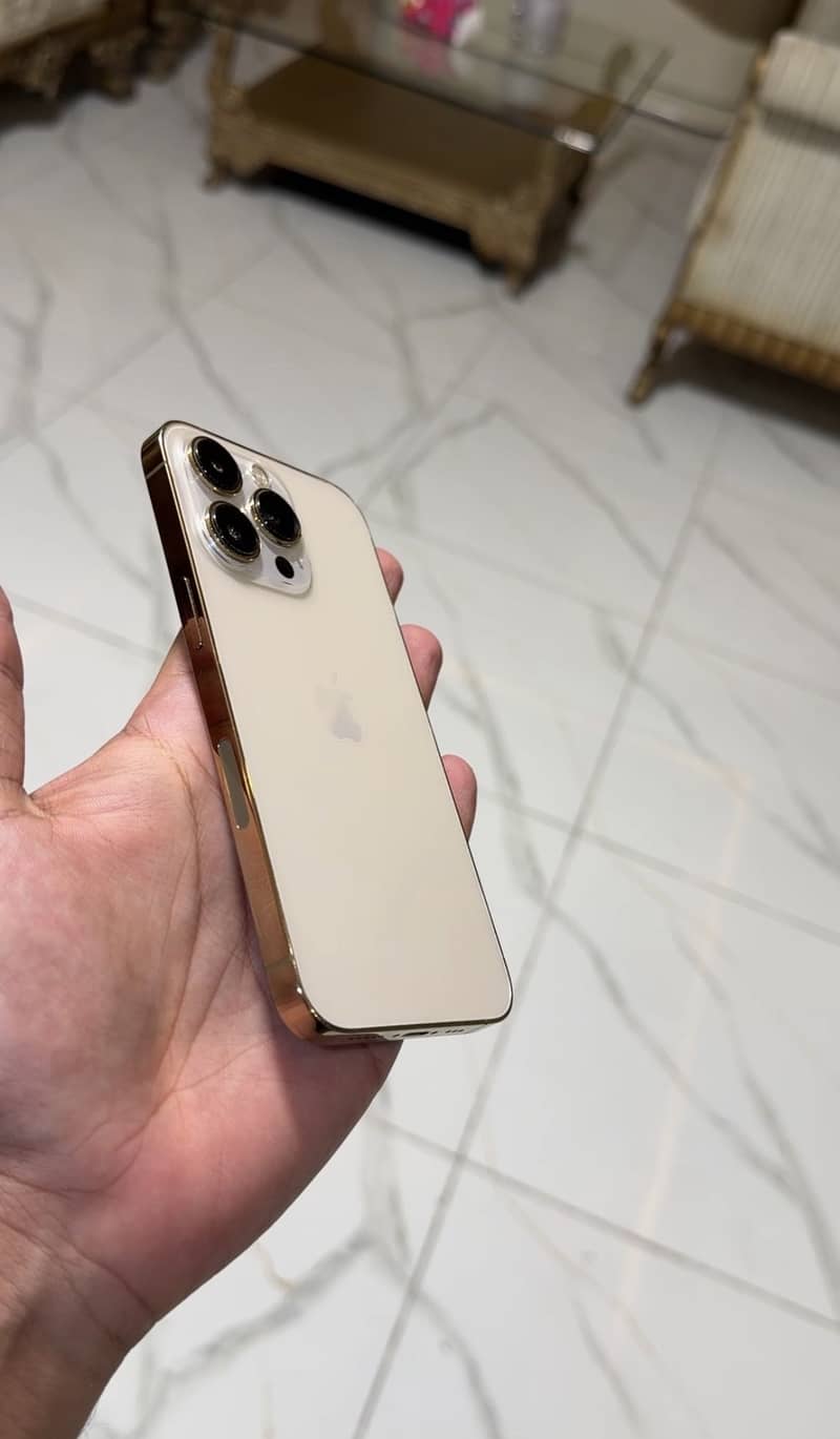Apple iPhone 13 Pro 5
