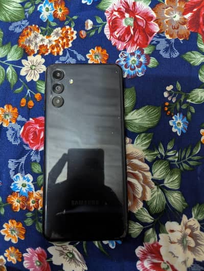 Samsung Mobile A04s 4gb 128gb with box and charger