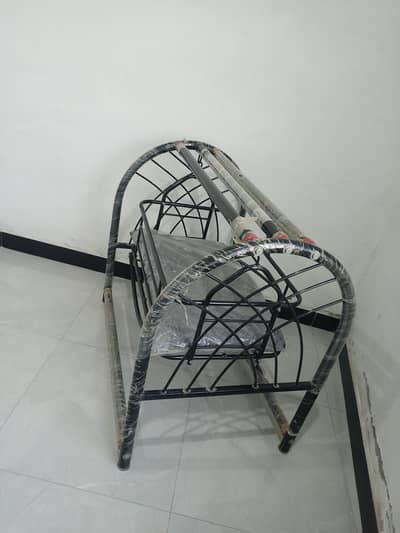 baby swing/cradle new only once used packed