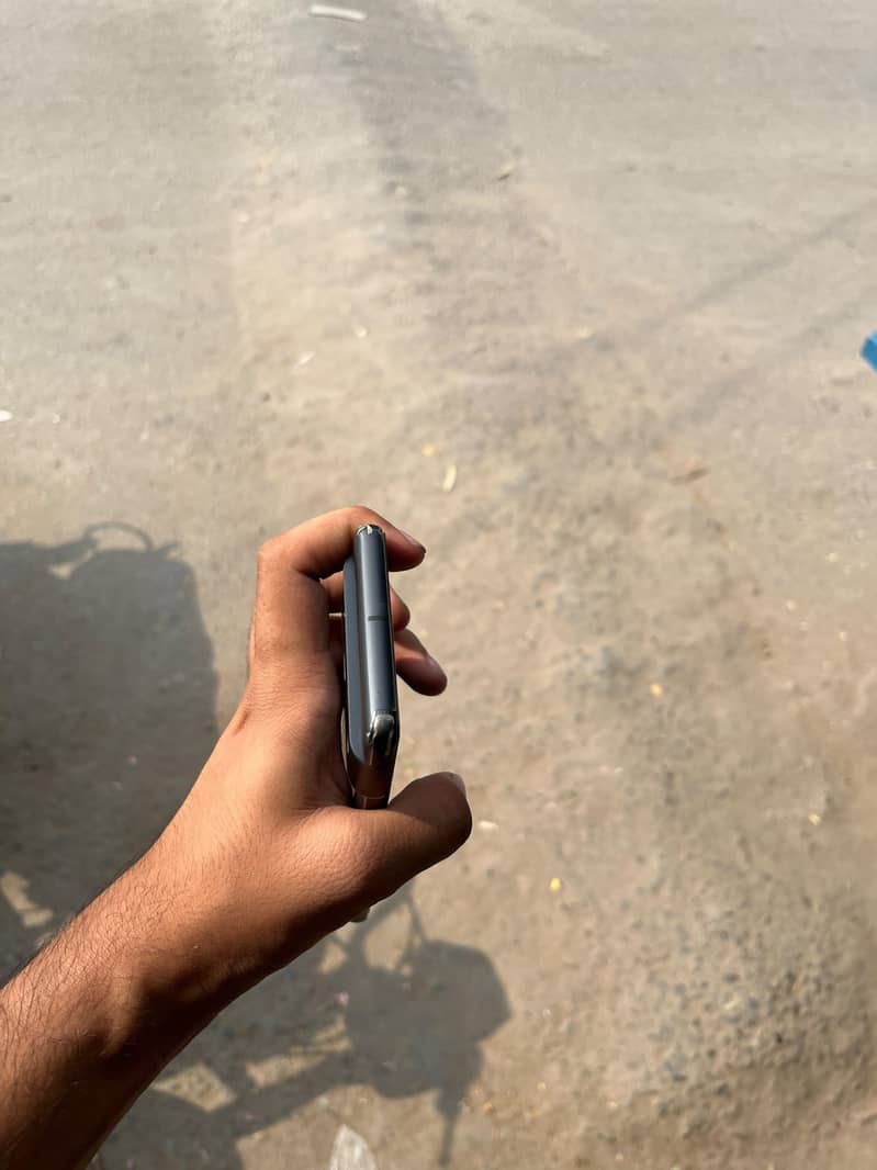Google Pixel 7 3