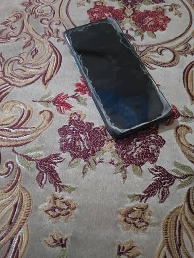 mobile sale karna ha real me 5i jis ko chahye ho rabta karay